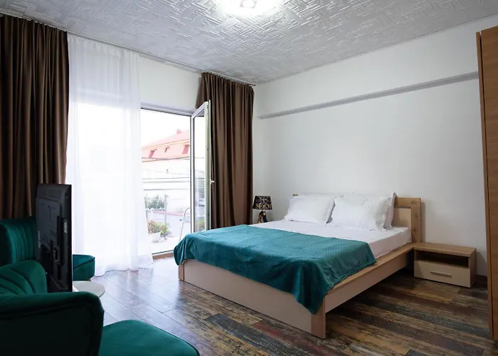 5 Bedrooms Luxury Vendégház *