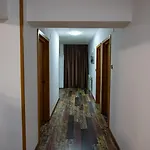 5 Bedrooms Luxury بيت ضيافة *