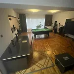 5 Bedrooms Luxury بيت ضيافة