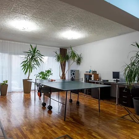 5 Bedrooms Luxury * בוקרשט