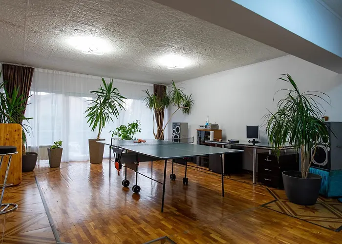 5 Bedrooms Luxury * ブカレスト