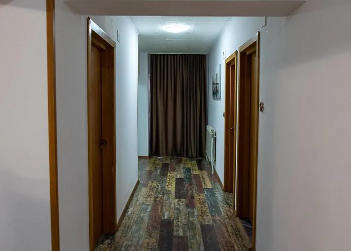 5 Bedrooms Luxury 招待所 *