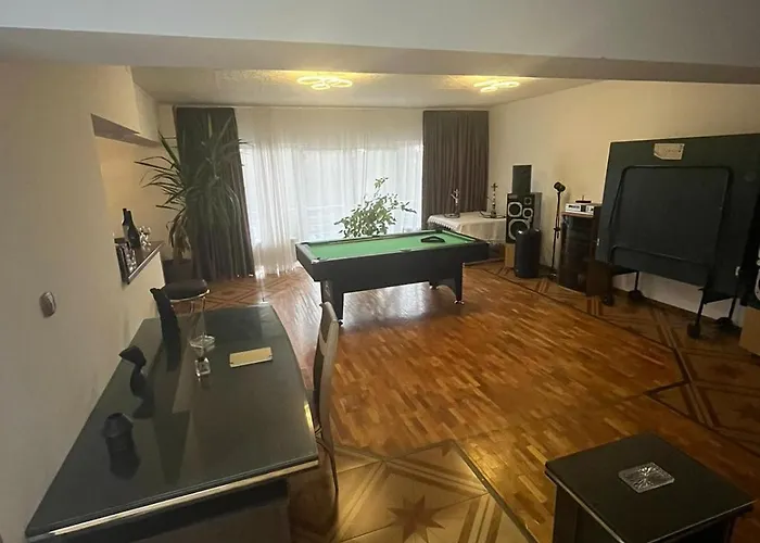 招待所 5 Bedrooms Luxury *