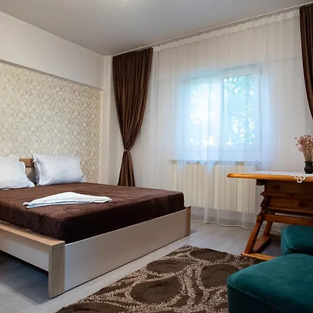 5 Bedrooms Luxury Pensiune *