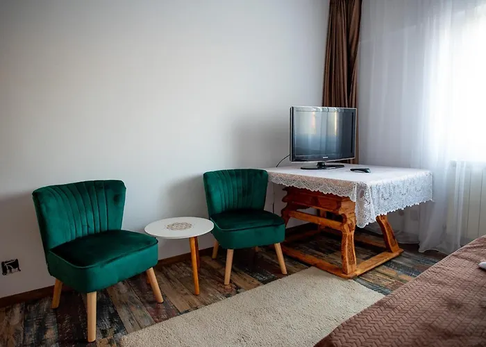 5 Bedrooms Luxury * Bukarest