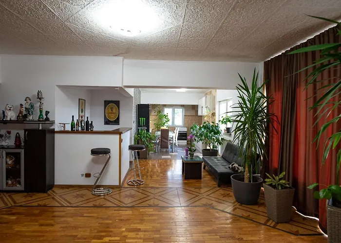 5 Bedrooms Luxury Gæstehus *